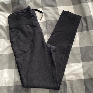 Lululemon skinny wills, slub denim size 8